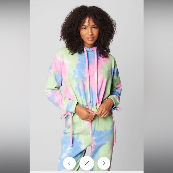 BlankNYC Tease Me Sweatshirt Tie Dye - Picture 4 of 5